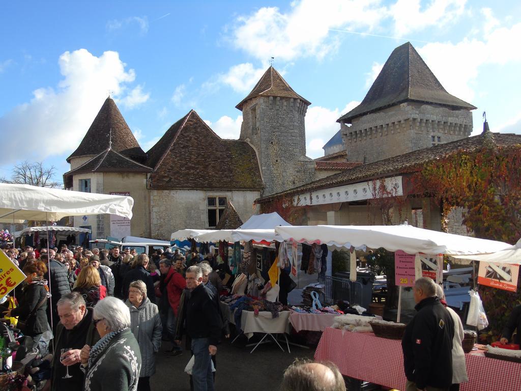 Gite Chez Marot Villa Varaignes Esterno foto